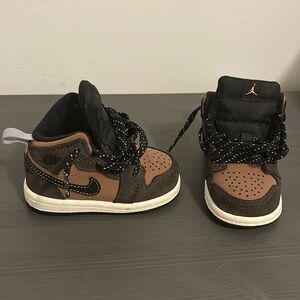 Jordon 1 mid 4c chocolate brown